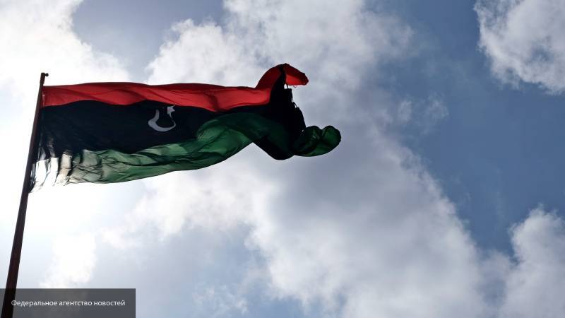Турция отправляет все больше военных и оружия на помощь террористическому ПНС Ливии