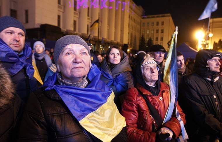 Украинский политолог призвал Москву надавить на Киев