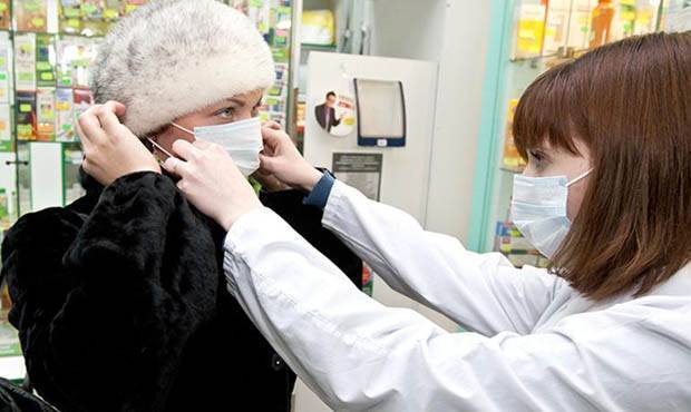 Российские аптеки в три раза увеличили продажи медицинских масок из-за коронавируса