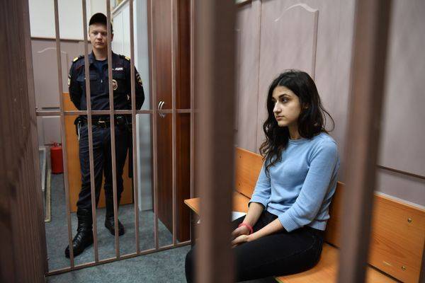 Прокуратура требует изменить обвинение для сестер Хачатурян на самооборону