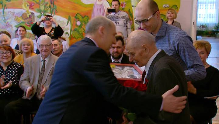 Ветерана Курской дуги поздравили со 100-летием