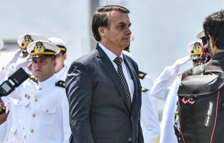 Президент Бразилии обратился к врачам из-за осложнений после удаления грыжи