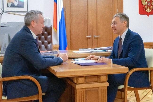 Министр науки и высшего образования РФ Валерий Фальков и губернатор Новосибирской области Андрей Травников провели рабочую встречу