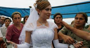 Жители Кавказа связали дорогие свадьбы и похороны со страхом осуждения