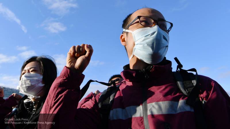 Уральский турист и его семья не могут вылететь из Китая из-за коронавируса