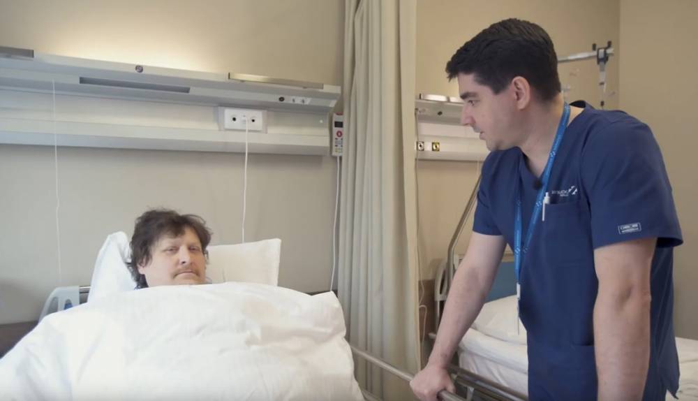 Робот прооперирует пациента с ожирением в подмосковной больнице