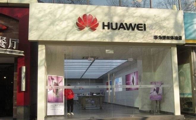 Huawei не собирается возвращаться к сервисам Google даже после окончания торговой войны США и Китая