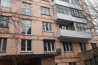 Сын российского олигарха показал свою съемную квартиру рядом с метро