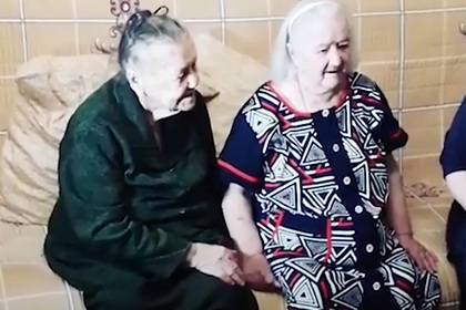 Потерявшие друг друга при побеге из Сталинграда сестры встретились спустя 78 лет