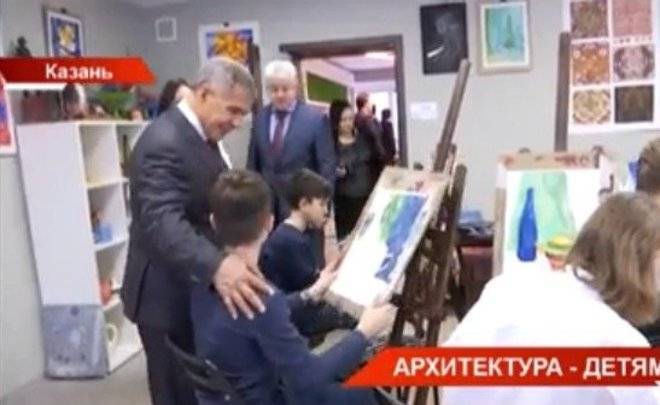 Рустам Минниханов посетил детскую архитектурно-дизайнерскую школу «ДАШКА» — видео