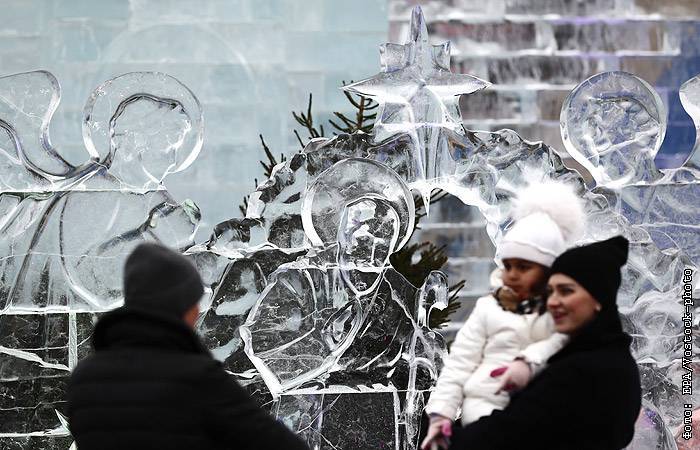 Движение в центре Москвы ограничат на время рождественских служб