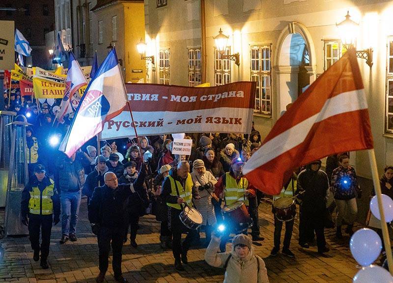 Латвия отказалась проводить референдум об образовании на русском языке