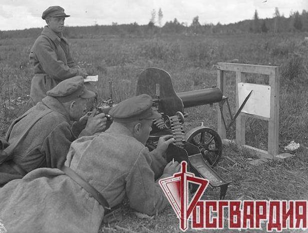 Впервые публикуются столетние фотографии военнослужащих дивизии им. Ф.Э. Дзержинского