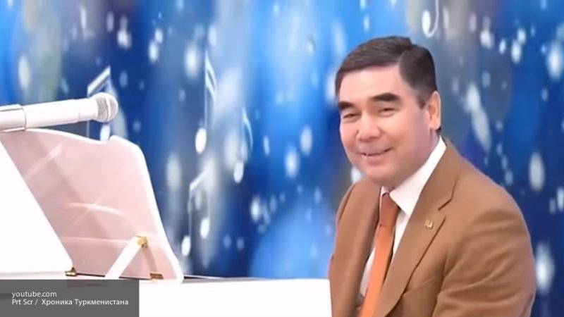 Президент Туркменистана в новогоднюю ночь покорил публику талантом диджея