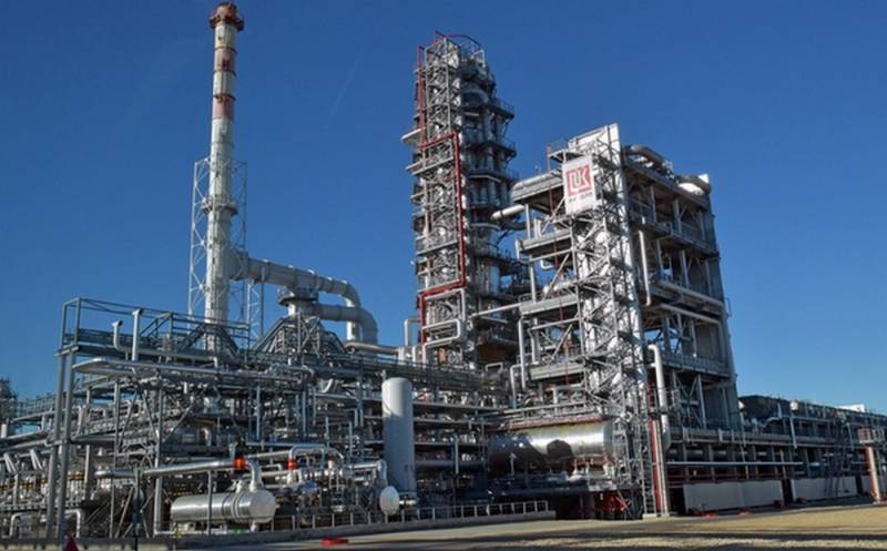 Раскрыта причина прекращения поставок российской нефти в Беларусь