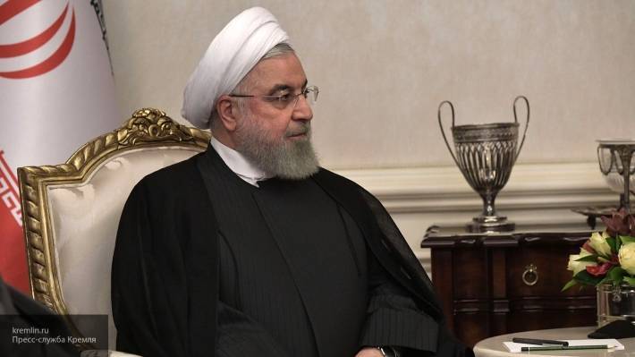 Рухани призвал главу Турции сплоченно выступить против США
