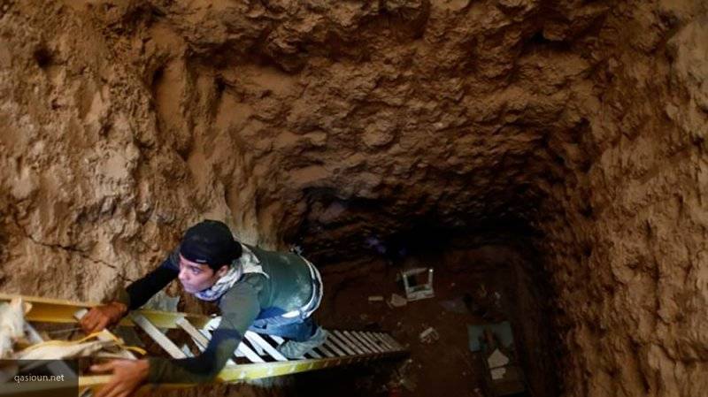 Сирийские военные нашли разветвленную сеть туннелей, брошенную террористами в Идлибе