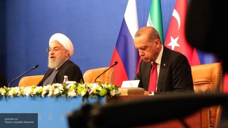 Иран предлагает Турции сплотиться, чтобы не допустить новой агрессии США