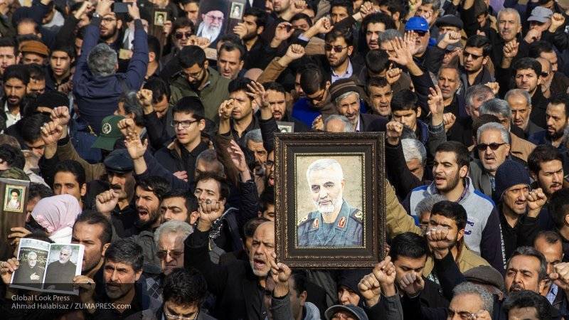 Трасса "Пасдаран" в Иране переименована в честь убитого США Касема Сулеймани