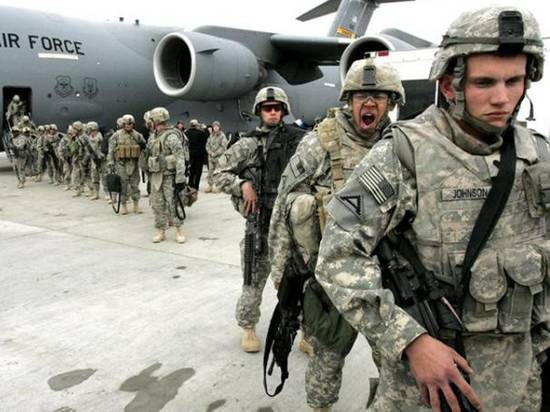 СМИ: Вашингтон перебрасывает на Ближний Восток более 4 тыс. военных