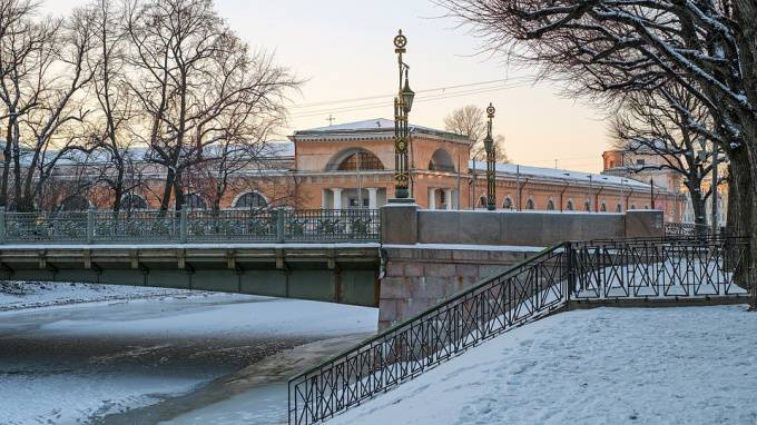 Петербург ожидает еще больше снега 5 января