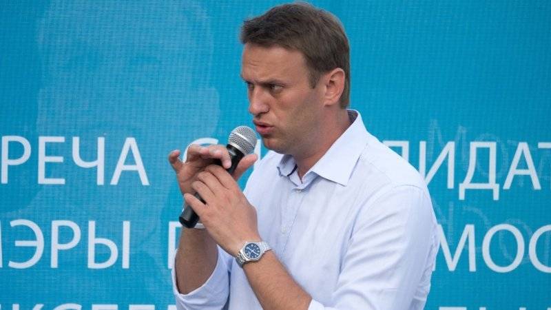 Вечно просящий «пожертвований» Навальный похвастался ужином в дорогом ресторане