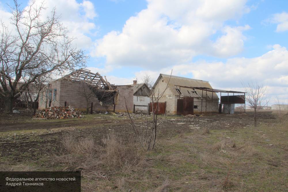 Украинские силовики обстреляли Коминтерново из минометных орудий, заявили в ДНР
