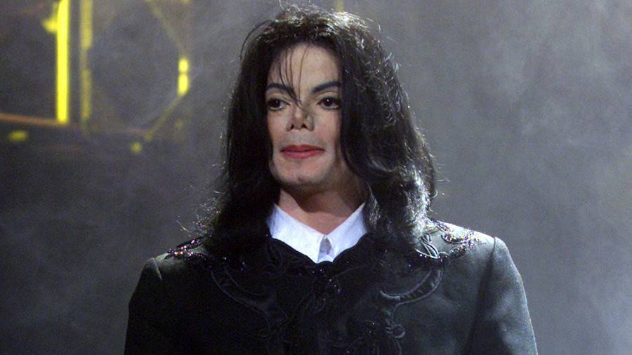 Калифорнийский суд разрешил героям фильма «Покидая Нэверленд» подать иски к компаниям Майкла Джексона