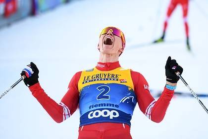 Россиянин Большунов выиграл гонку «Тур де Ски»