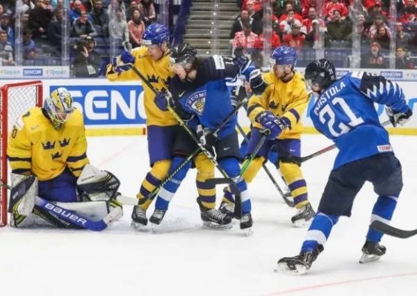 Хоккеисты шведской "молодежки" обыграли Финляндию и стали бронзовым призером МЧМ-2020