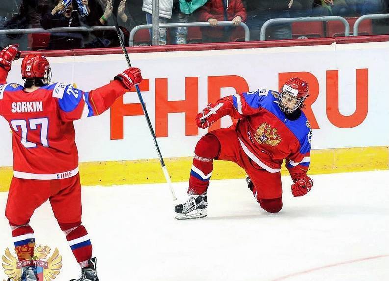 Россиянина включили в символическую сборную молодежного ЧМ по хоккею