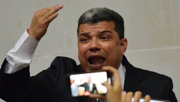 Противник Гуайдо объявил себя председателем Национальной ассамблеи Венесуэлы