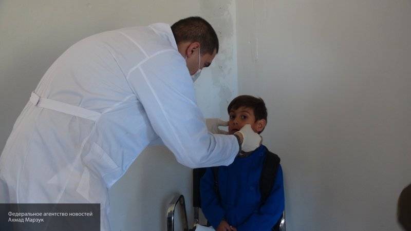 Военные врачи в рамках гуманитарной акции оказали помощь 200 жителям Сирии