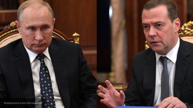 Путин и Медведев придут на богослужения по случаю Рождества