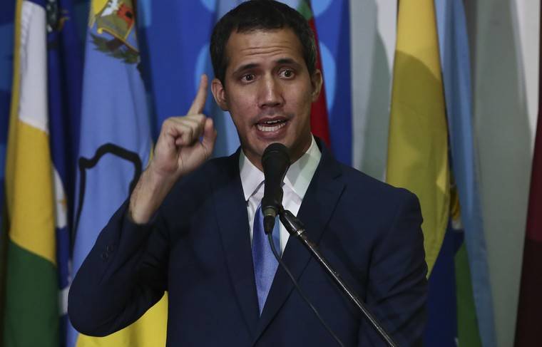 Лидер оппозиции хочет провести заседание парламента Венесуэлы