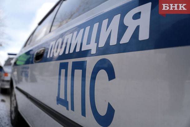 В Ухтинскому районе при столкновении двух иномарок пострадали трое мужчин