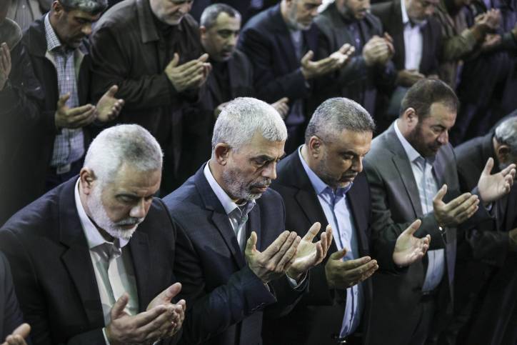 Главари ХАМАСа и "Джихада" участвуют в похоронах Сулеймани - Cursorinfo: главные новости Израиля