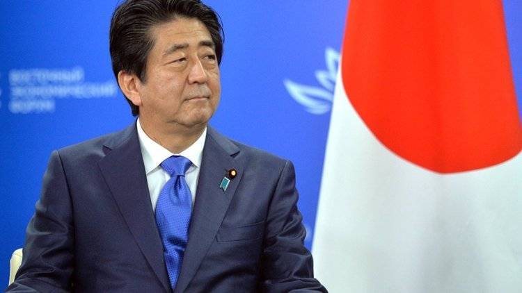 Абэ считает, что Японии нужно укреплять сотрудничество с Россией и Китаем