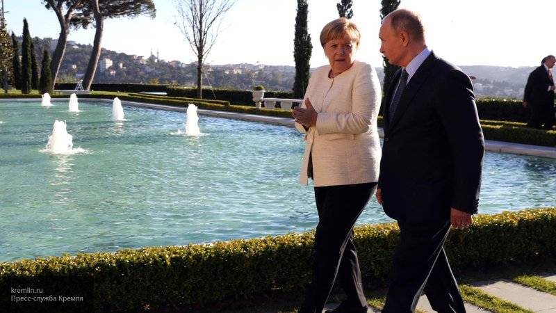 Путин и Меркель планируют обсудить ситуацию на Ближнем Востоке после убийства Сулеймани