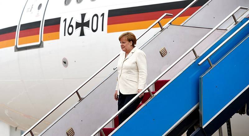 Меркель срочно летит в Москву для обсуждения кризиса на Ближнем Востоке