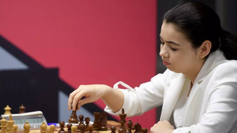 Горячкина сыграла вничью с Вэньцзюнь во втором матче за звание чемпионки мира по шахматам