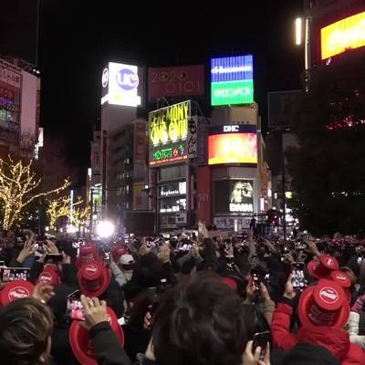 Власти Токио встретили 200 дней до начала летних ОИ праздничной иллюминацией