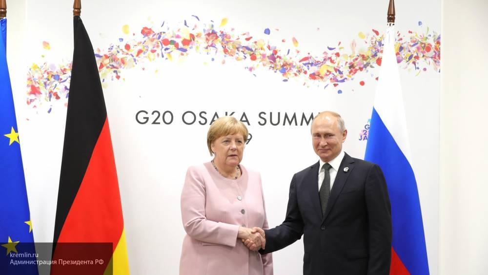 Встреча Путина и Меркель поможет вернуть Иран за стол переговоров
