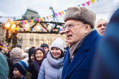 В Госдуме займутся раздачей Жириновским денег «крепостным и холопам»