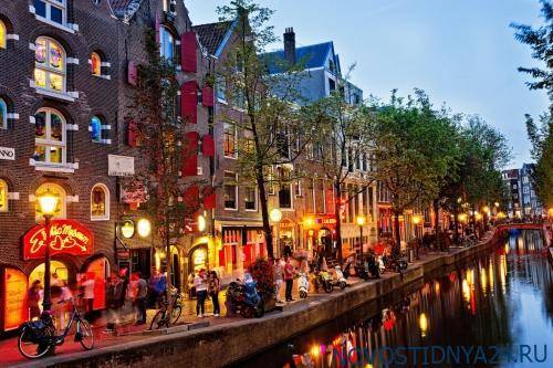 В Амстердаме с 1 января ввели новый налог для туристов