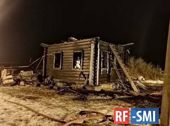 ​В Ярославской области трое детей погибли при пожаре.