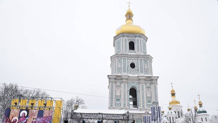 Поклонская обвинила украинских радикалов в срыве богослужений