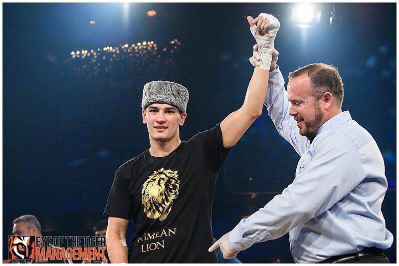 "Крымский лев" выйдет на ринг с аргентинским боксером в Монреале