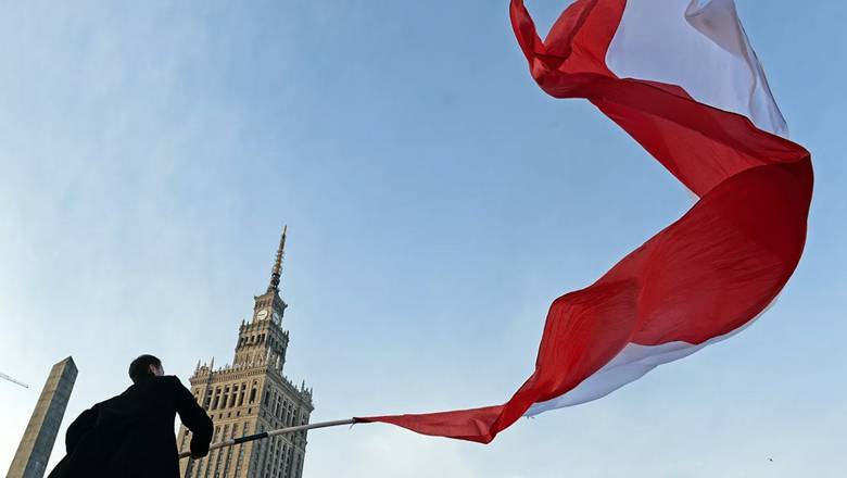 В Польше хотят запретить России толковать историю со своей точки зрения