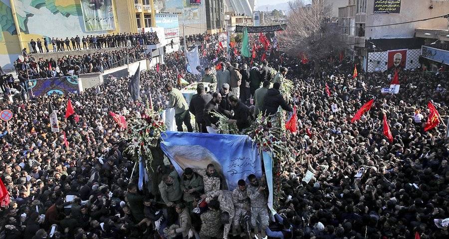 Число погибших в давке на похоронах Сулеймани в Иране выросло до 40